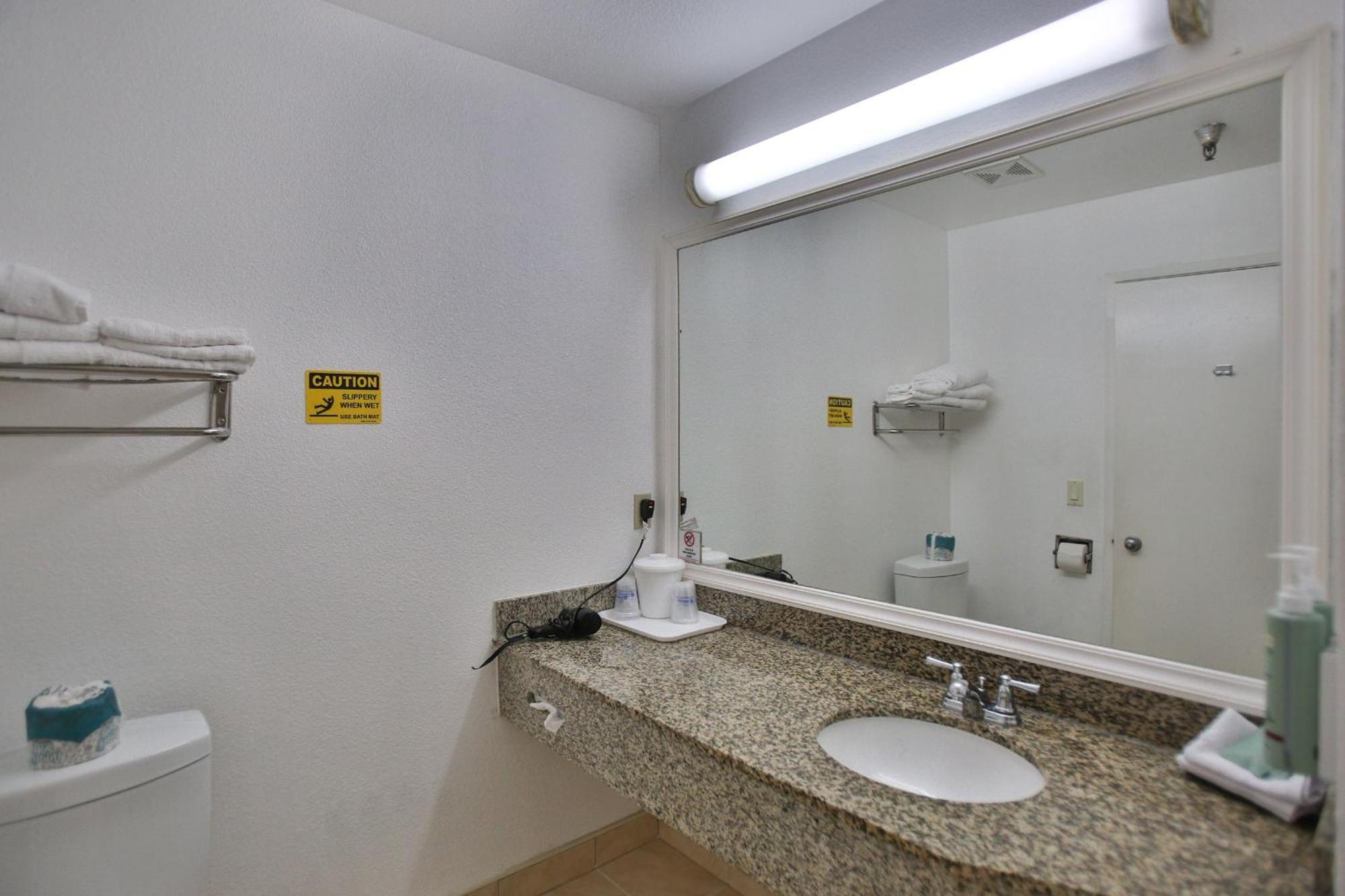 Best Western Surf City Χάντινγκτον Μπιτς Εξωτερικό φωτογραφία